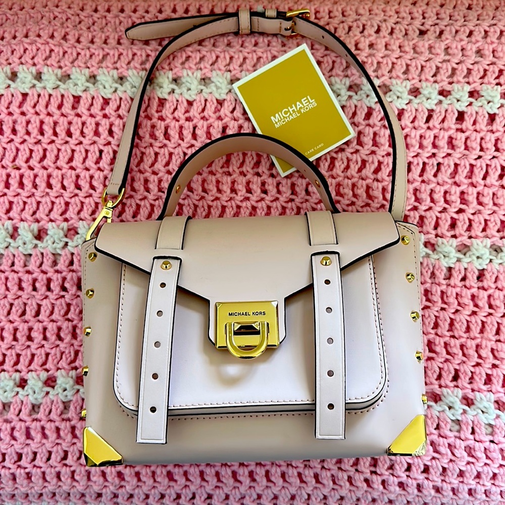 BRAND NEW Michael Kors Leather Pink MANHATTAN Purse with strap